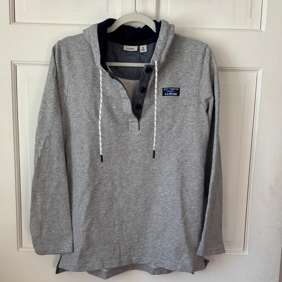 L.L. Bean Woman’s Heather Gray Hoodie Top - Picture 3 of 14